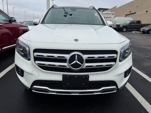 Used 2023 Mercedes-Benz GLB 250 GLB 250 image 2