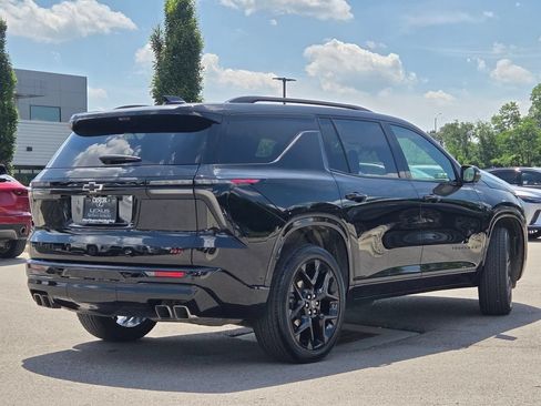 Used 2024 Chevrolet Traverse RS w/ LPO, Floor Liner Package AWD/4WD image 29