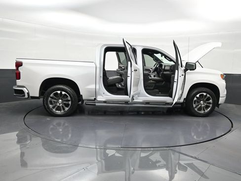 Used 2024 Chevrolet Silverado 1500 High Country AWD/4WD image 33