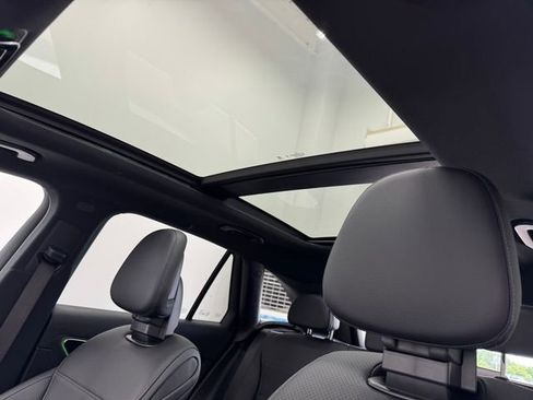 Certified 2026 Mercedes-Benz GLC 300 image 5