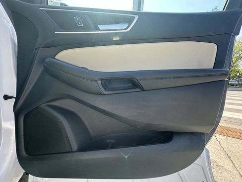 Used 2021 Ford Edge SEL w/ Cargo Accessory Package AWD/4WD image 26