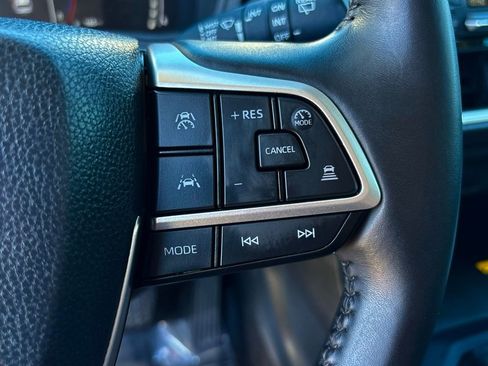 Used 2024 Toyota Grand Highlander XLE image 15