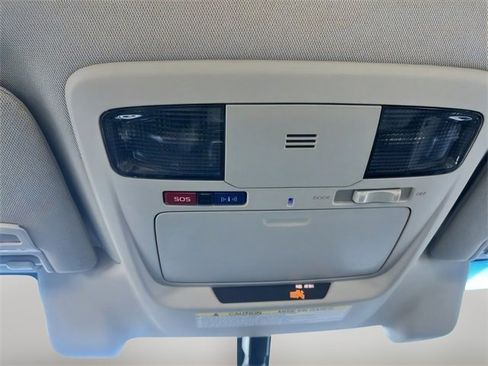 Used 2019 Subaru Outback 2.5i Limited w/ Popular Package #2 image 27