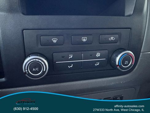 Used 2020 Nissan NV 3500 S image 27