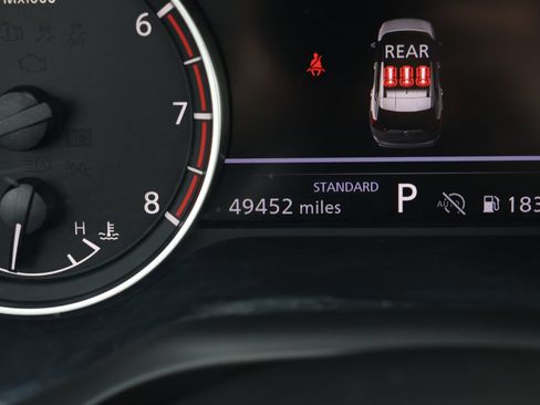 Used 2024 Nissan Rogue SV FWD image 4