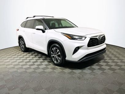 Used 2022 Toyota Highlander XLE