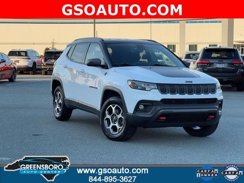 Used 2022 Jeep Compass Trailhawk w/ Trailhawk Convenience Group image 2