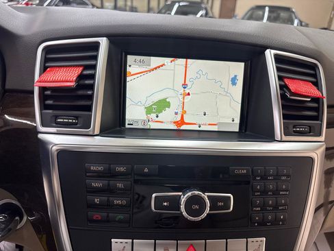Used 2015 Mercedes-Benz ML 350 2WD w/ Premium 1 Package image 28