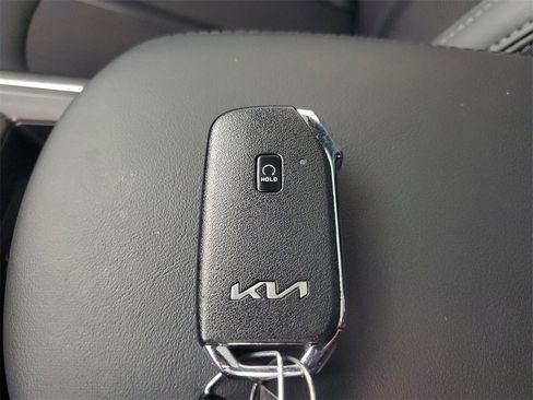 Used 2023 Kia K5 GT-Line image 25