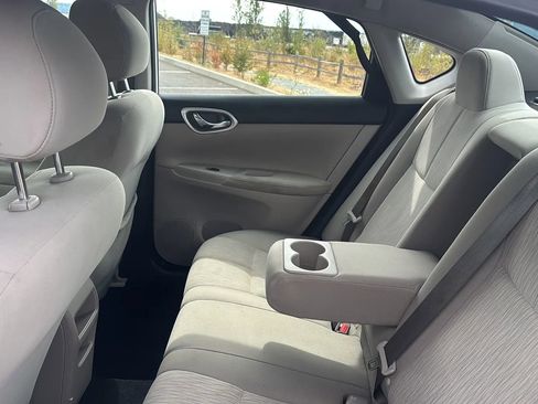 Used 2015 Nissan Sentra SV image 18