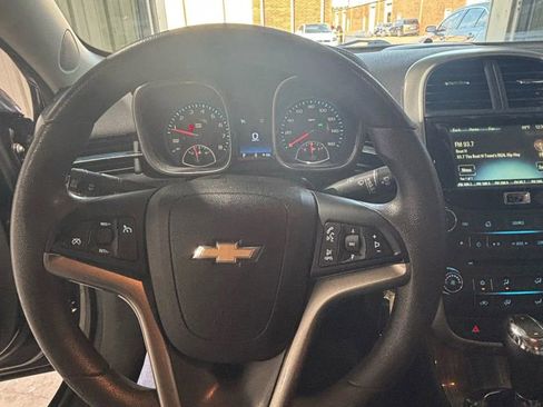 Used 2016 Chevrolet Malibu LT w/ Power Convenience Package FWD image 10