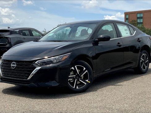 Used 2025 Nissan Sentra SV w/ All-Weather Package image 2