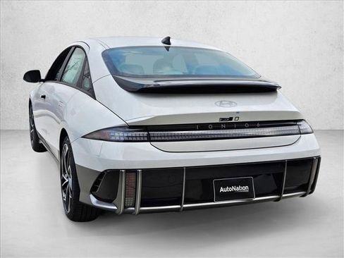 New 2025 Hyundai Ioniq 6 SEL image 8