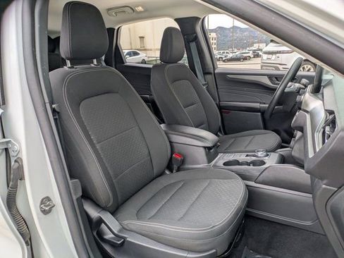 Used 2025 Ford Escape Active AWD/4WD image 28