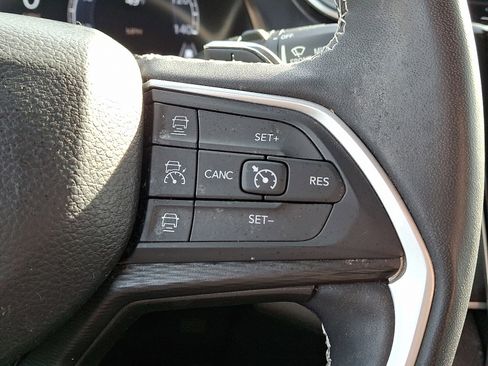 Used 2023 Jeep Grand Cherokee L Laredo w/ Luxury Tech Group I image 22