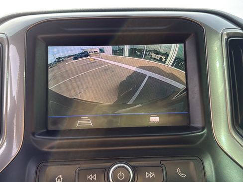 Used 2020 Chevrolet Silverado 1500 Custom w/ Custom Value Package image 23