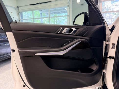 Used 2020 BMW X5 sDrive40i w/ Premium Package image 18