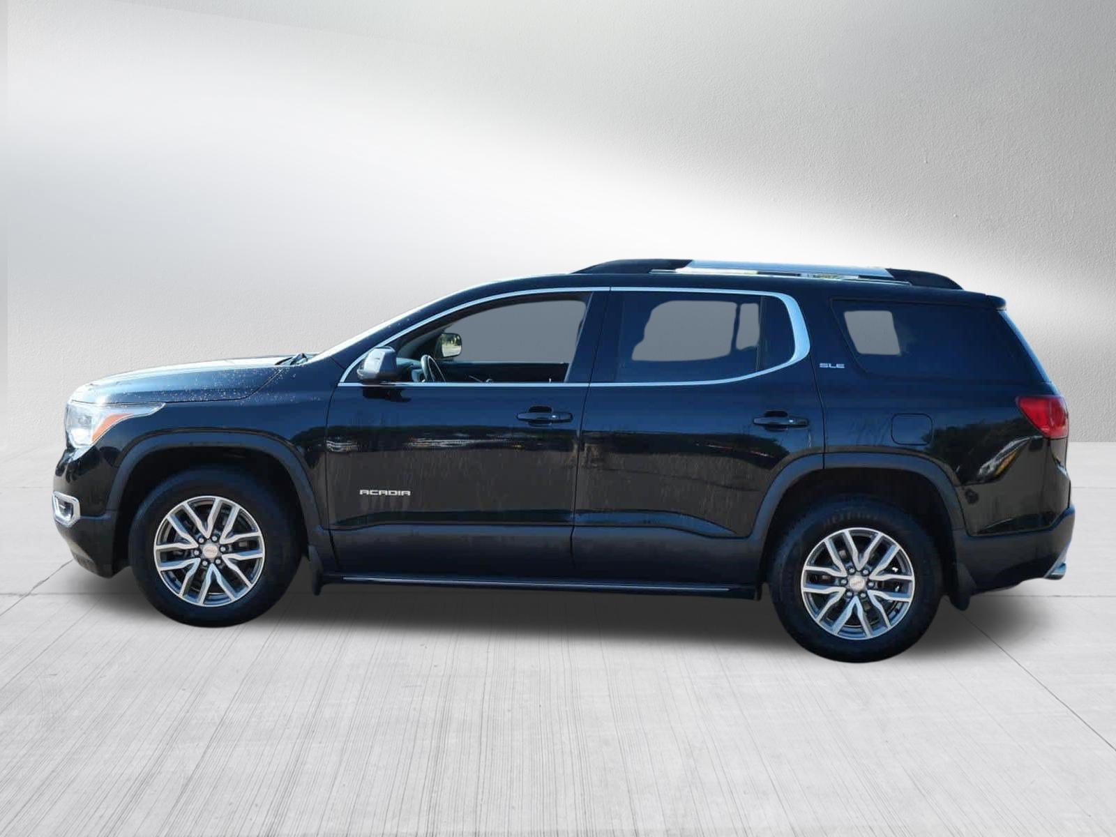 Used 2018 GMC Acadia SLE AWD/4WD image 4
