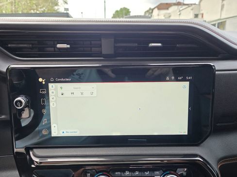 Used 2022 GMC Sierra 1500 AT4 w/ AT4 Premium Package image 15