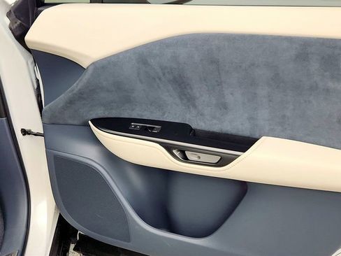 Used 2023 Lexus RZ 450e Premium w/ Accessory Package (2T) image 23