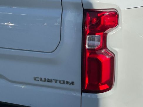 Used 2021 Chevrolet Silverado 1500 Custom w/ Safety Confidence Package image 4