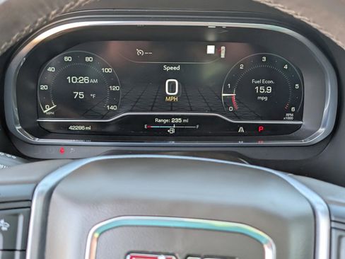 Used 2023 GMC Yukon SLT RWD image 23
