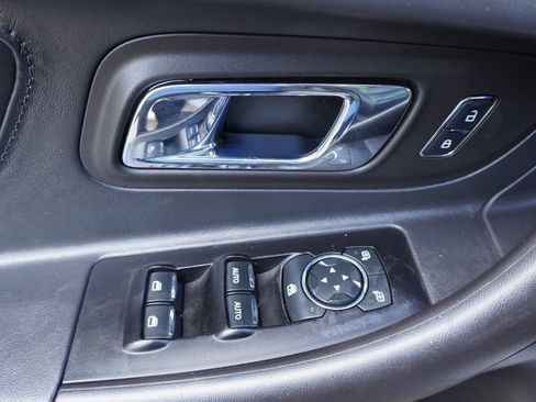 Used 2016 Ford Taurus SHO w/ Equipment Group 401A image 9