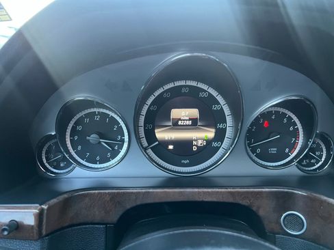 Used 2013 Mercedes-Benz E 350 Sedan image 30