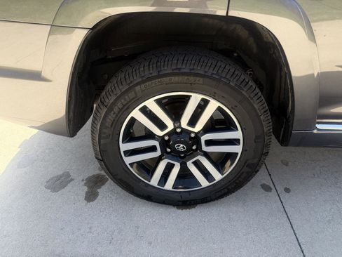 Used 2022 Toyota 4Runner Limited image 33