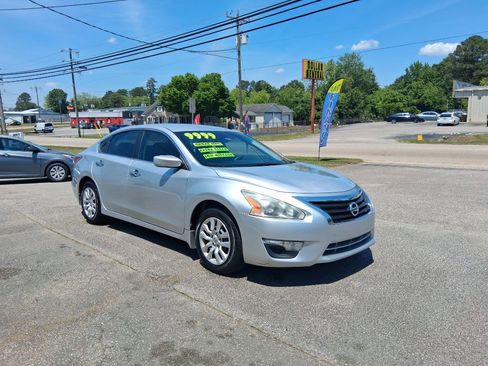 Used 2015 Nissan Altima 2.5 S w/ Power Driver Seat Package FWD image 7