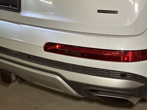 Used 2025 Audi Q7 3.0T Prestige w/ Prestige Package image 5