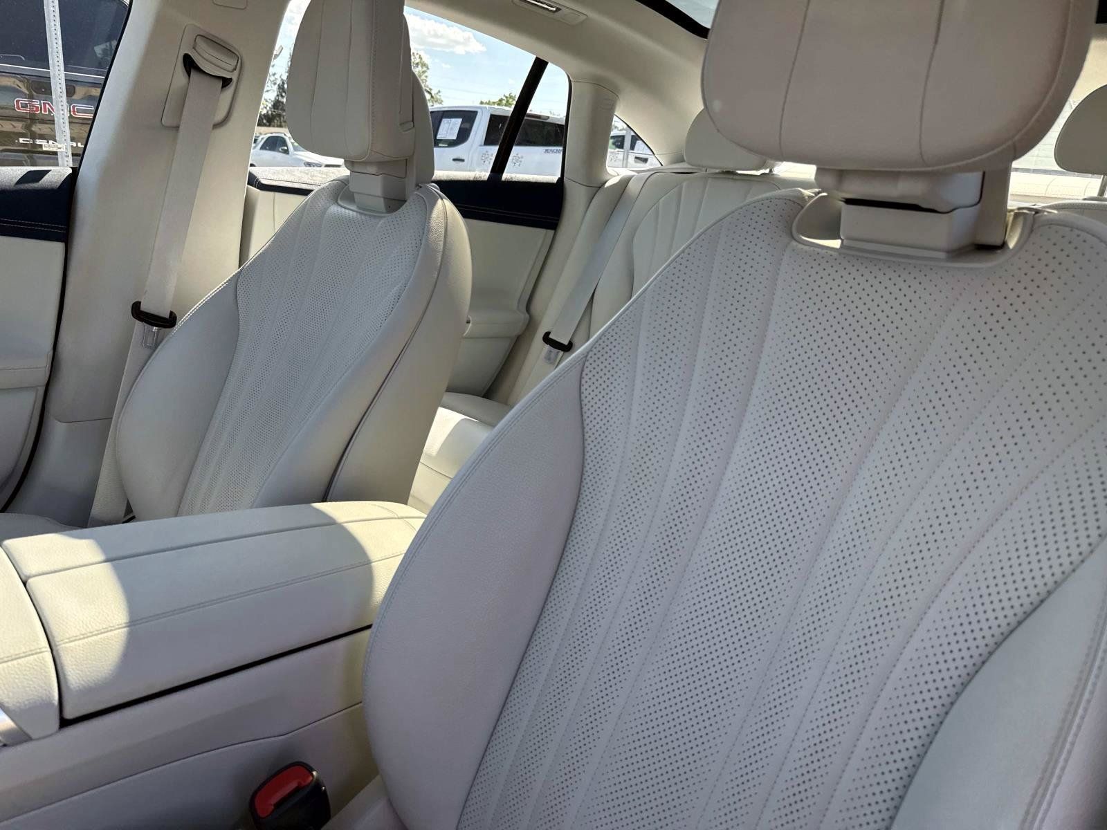 Used 2023 Mercedes-Benz EQE 500 4MATIC Sedan image 21