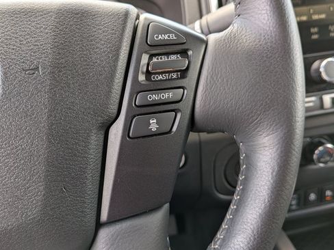 Certified 2025 Nissan Frontier SV w/ SV Convenience Package RWD image 17