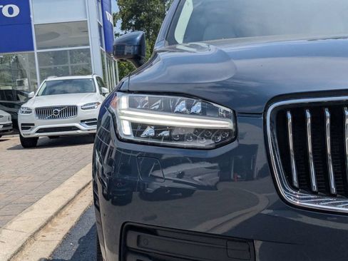 Used 2022 Volvo XC90 T5 Momentum w/ Advanced Package AWD/4WD image 10
