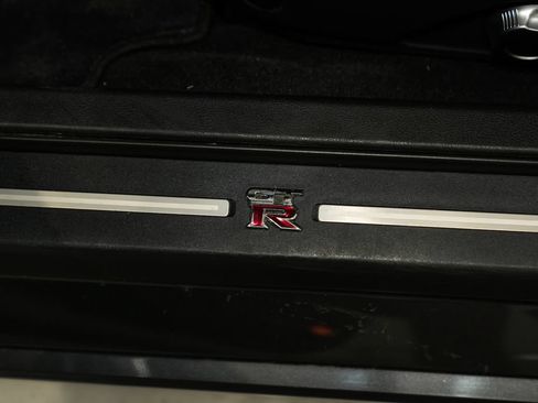 Used 2016 Nissan GT-R Premium AWD/4WD image 49