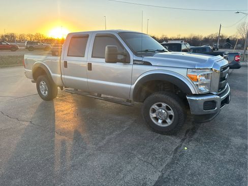 Used 2016 Ford F250 XL w/ XL Appearance Package image 4