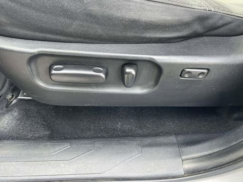 Used 2020 Toyota Tacoma TRD Sport image 13