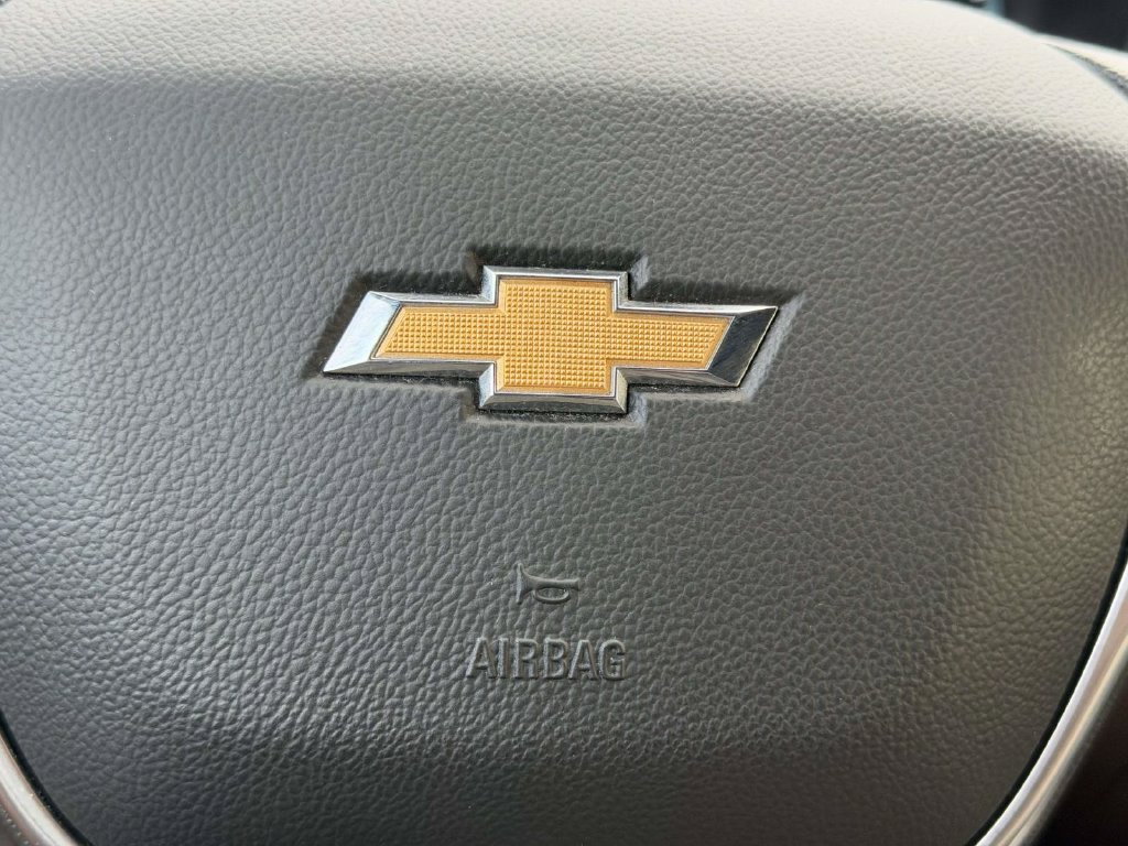 Used 2023 Chevrolet Traverse LS w/ Safety Package AWD/4WD image 23
