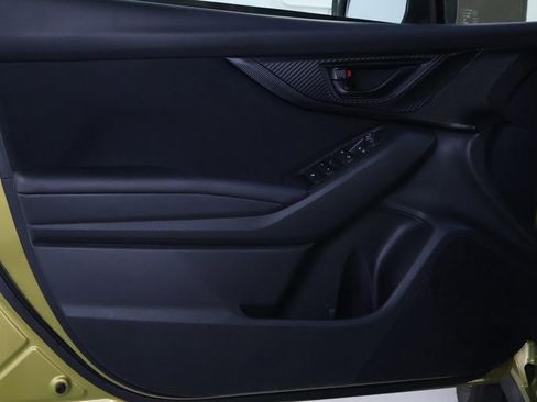 Used 2023 Subaru Crosstrek 2.0i image 12