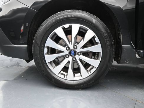 Used 2018 Subaru Outback 2.5i Touring AWD/4WD image 30