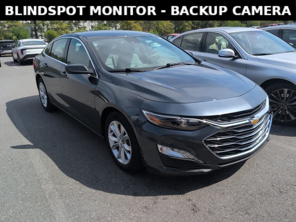 Used 2019 Chevrolet Malibu LT w/ Driver Confidence Package II FWD image 3