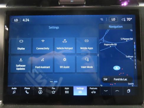 Used 2025 Ford F150 Lariat AWD/4WD image 23