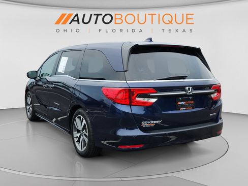 Used 2023 Honda Odyssey Touring image 3