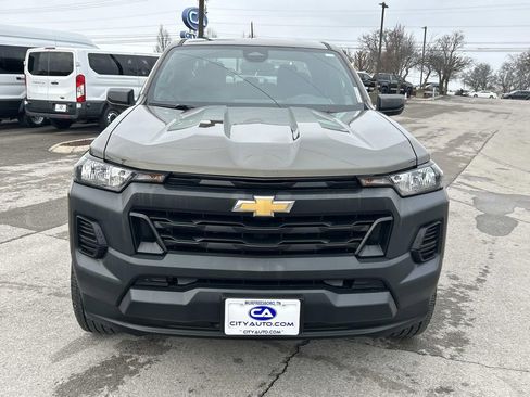 Used 2023 Chevrolet Colorado W/T image 10