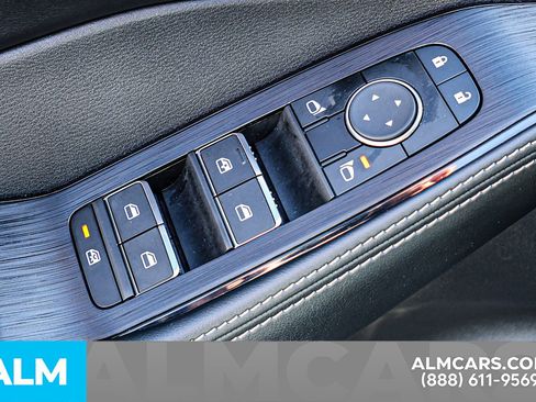 Used 2023 Nissan Rogue Platinum w/ Platinum Premium Package image 42