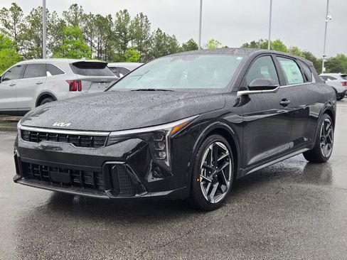 New 2026 Kia K4 GT-Line FWD image 3