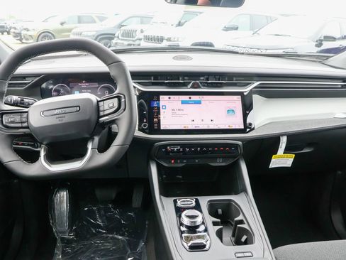 New 2026 Jeep Cherokee AWD/4WD image 13
