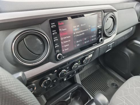 Used 2023 Toyota Tacoma TRD Off-Road AWD/4WD image 27