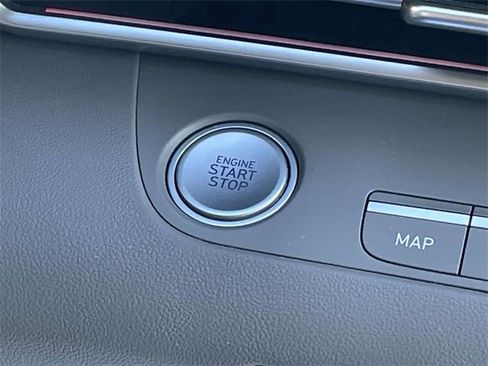 Certified 2024 Hyundai Elantra SEL w/ Convenience Package image 24