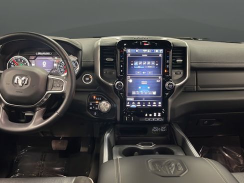 Used 2023 RAM 1500 Laramie AWD/4WD image 11
